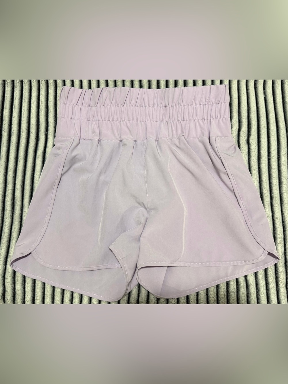 Daisy Fuentes Lavender Athletic Shorts